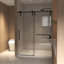 Porte de douche coulissante sans cadre avec verre trempé transparent et quincaillerie en acier inoxydable, largeur réglable pour salle de bain moderne, porte de douche
