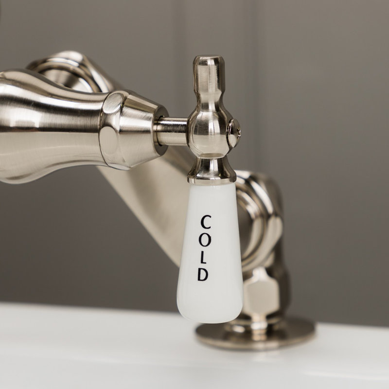 Robinet pour baignoire sur pattes trois poignées avec robinet de déviation et douchette, Nickel brossé