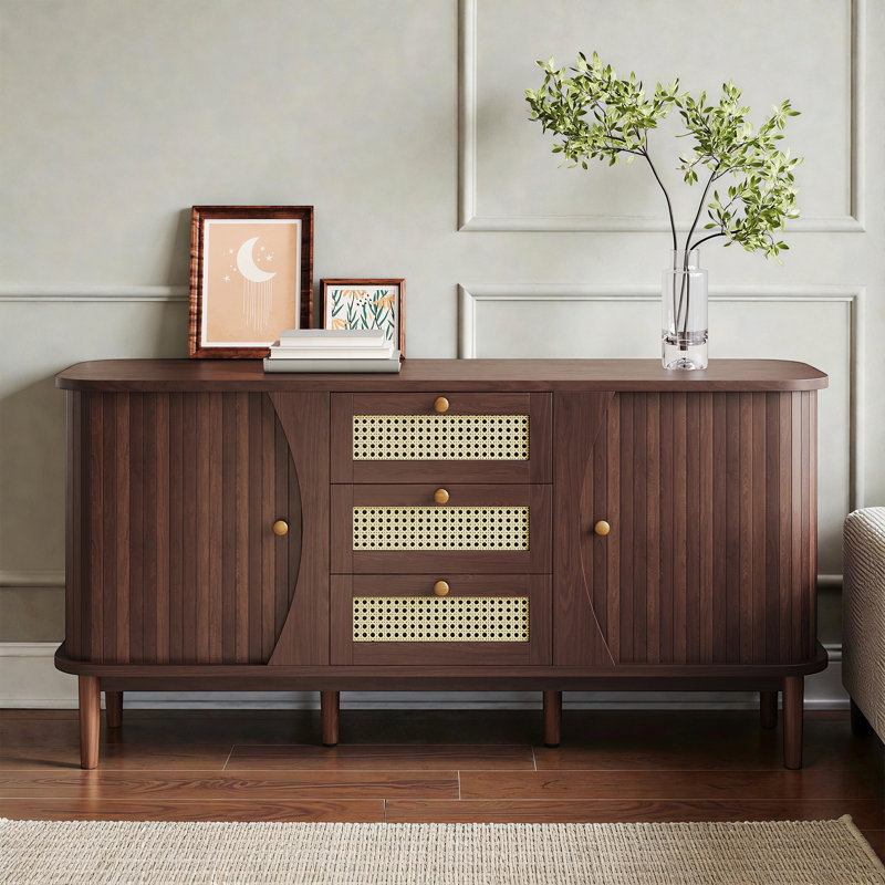 Buffet en rotin de 55 po de largeur avec portes coulissantes et tablettes réglables, Noyer