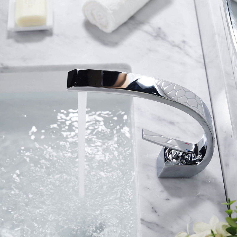 Single-Hole Single-handle Bathroom Faucet, Chrome