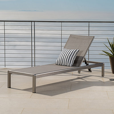 Aluminum Frame Chaise Lounge