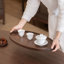 Table de bout ronde en noyer noir