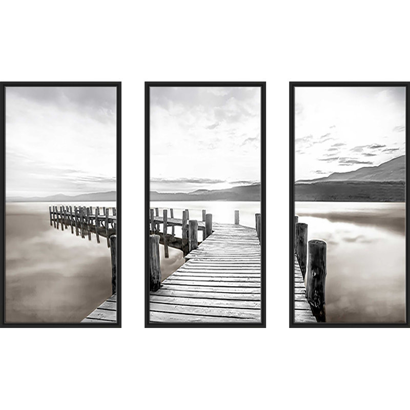 Misty Morning Dock - 3 pièces, cadre photo flottant sur toile, L 52,5 po x H 33,5 po