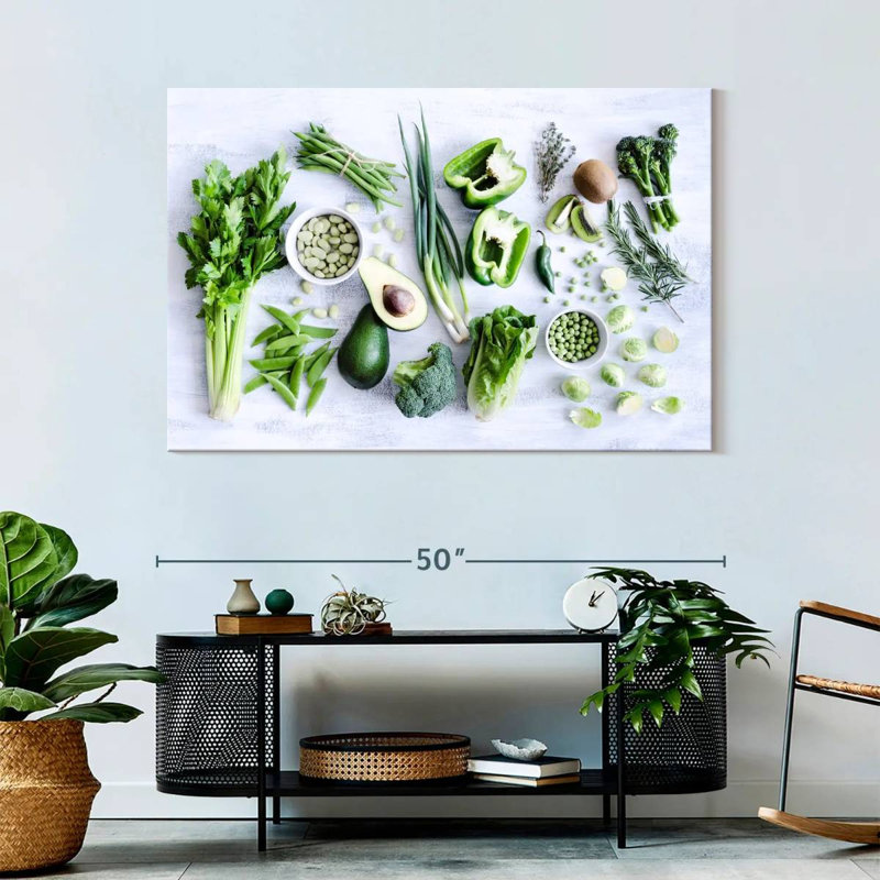 Yarlin Healthy Greens, 32" H x 48" W