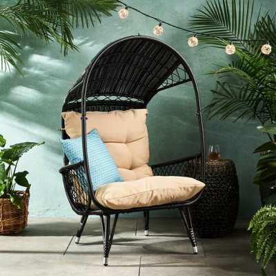 Méridienne confortable pour la terrasse - Design complexe et eau - Panier moderne avec coussin