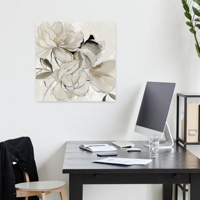 «Whispers Of Blossoms II», délicate pivoine éthérée, art floral naturel