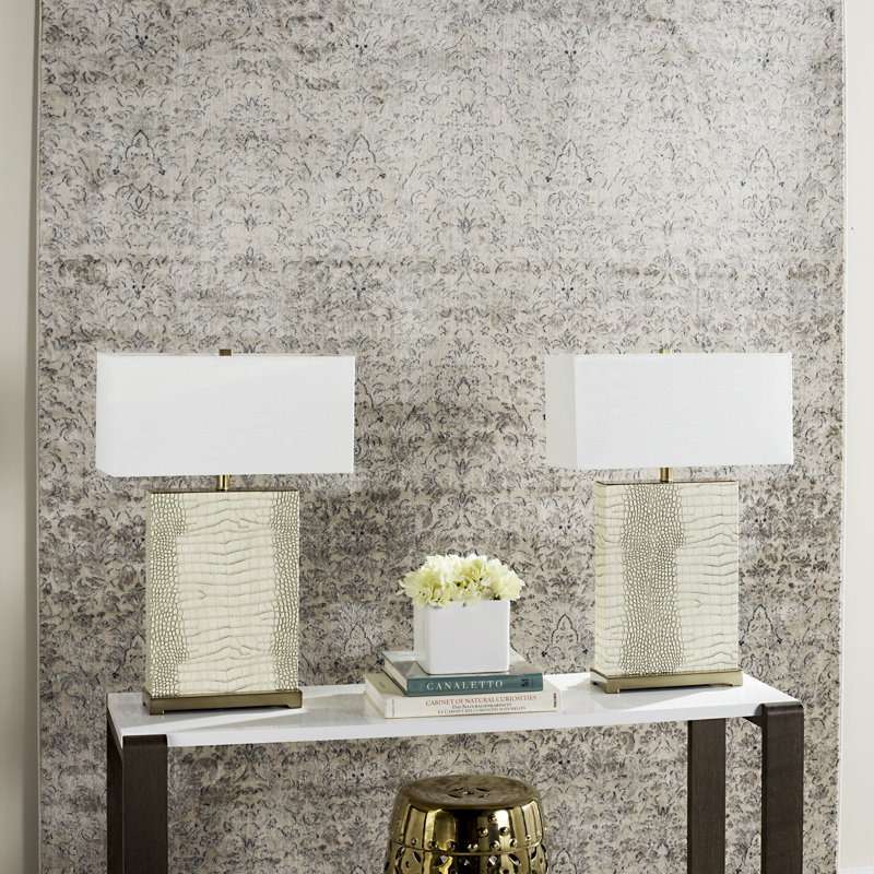 Angelinea Metal Table Lamp, Tan