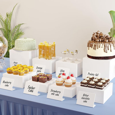 Ensemble de 2 boîtes cubiques blanches en acrylique avec nichoirs avec mini-enseignes, risers pour table de buffet, présentoirs pour dessert de service, fond creux (blanc, 2 ensembles)