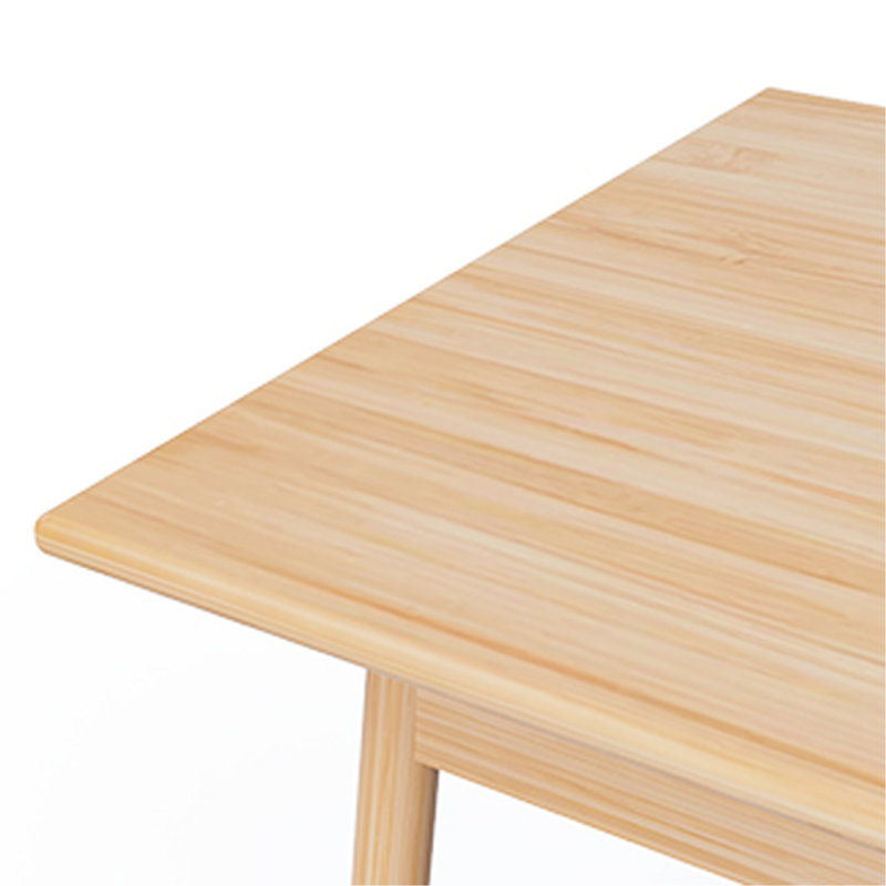 Bureau d'ordinateur simple et moderne Modern