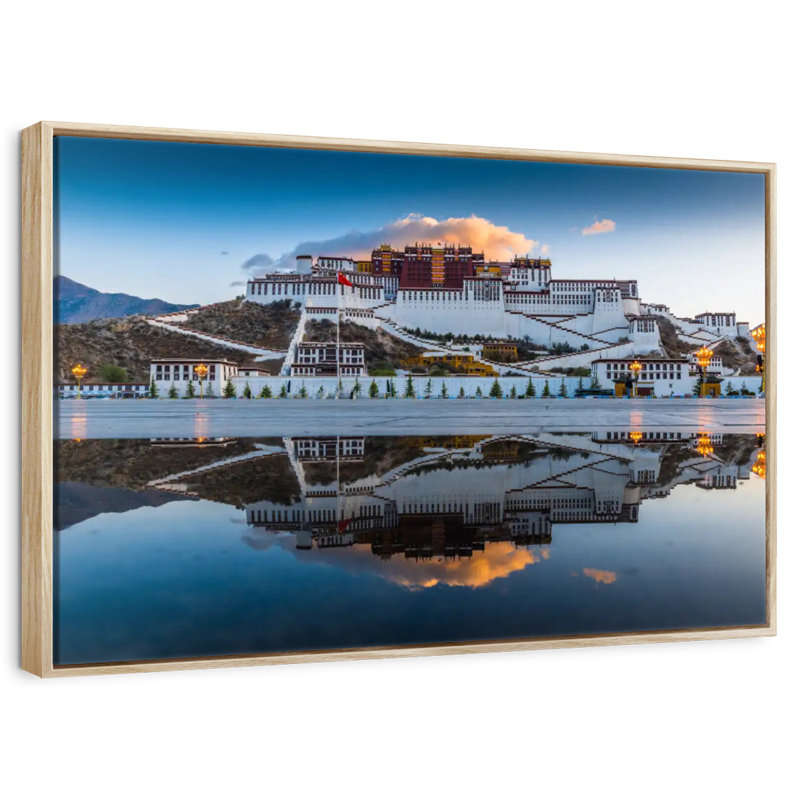 Palais du Pocala au Tibet, 25 po x 17 po, Cadre flottant en bois naturel