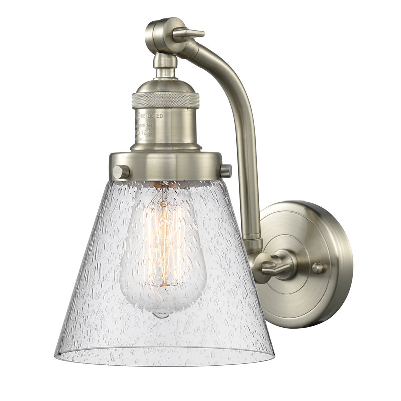 Applique murale 1 lumière Cone, Ampoule à DEL rétro de 6 watts, Grainé, Nickel poli