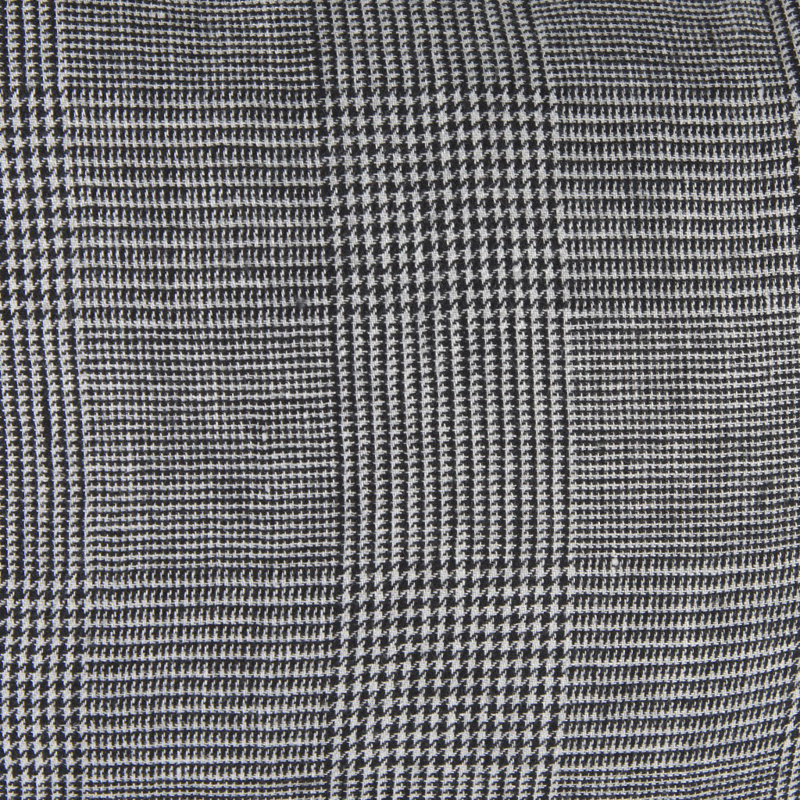 Housse de coussin blanc et noir