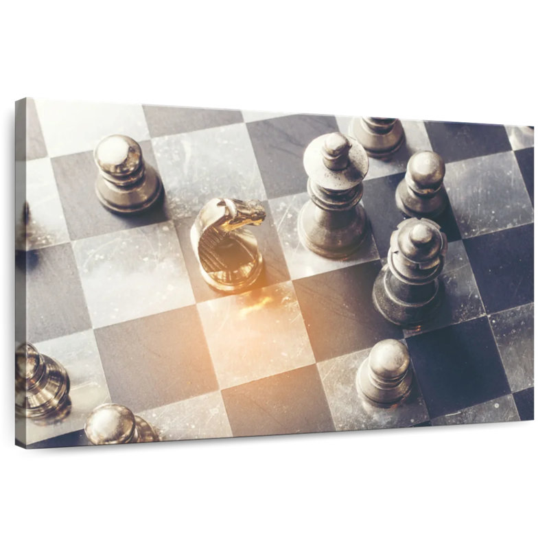 Senne Chess Knight Aglow, H 8 po x l 12 po