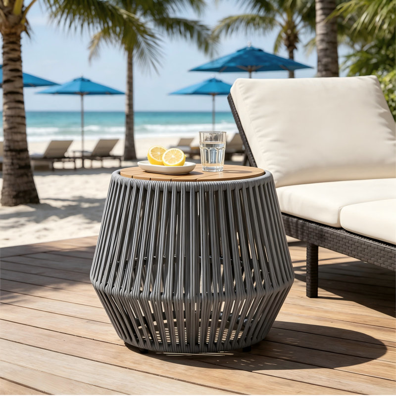 Table d'appoint en bois d'acacia teck naturel avec base en corde grise, décor côtier moderne pour une utilisation intérieure et extérieure