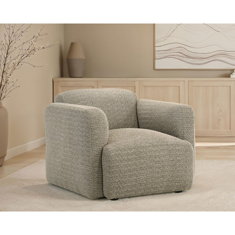Chaise Mckee, Vert