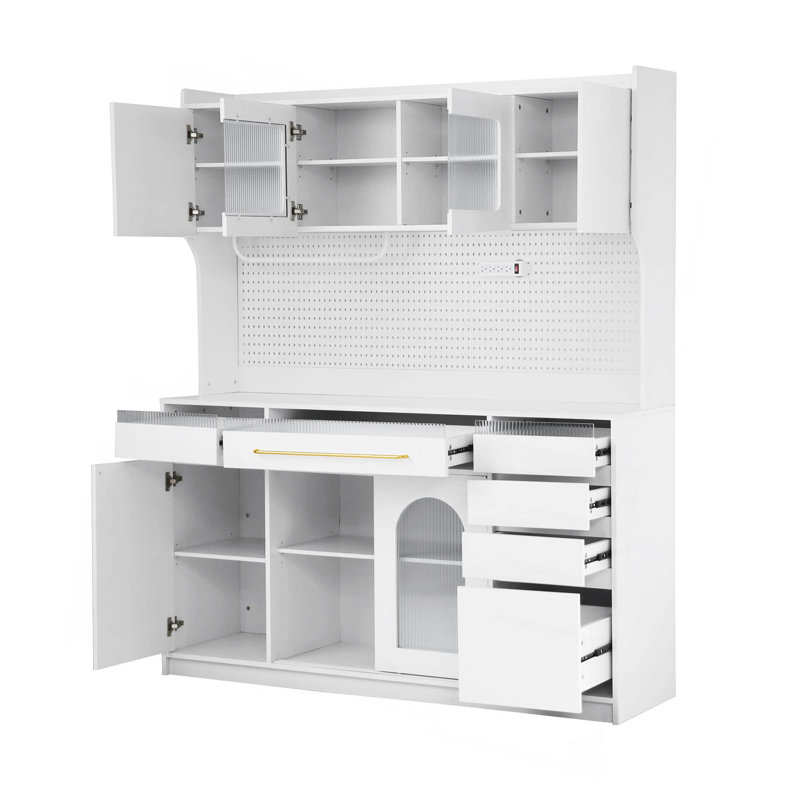 Buffet autoportant de 63 po de largeur avec huche, grande armoire de rangement pour bar à café avec 6 tiroirs, 5 armoires avec tablettes réglables, panneau perforé, porte-serviettes, prise de courant