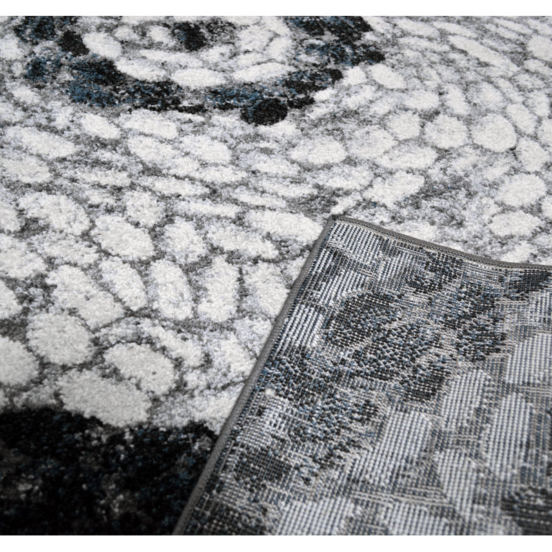 Tapis à motif oriental gris Lomawai, Rectangle 7 pi 10 po x 9 pi 10 po