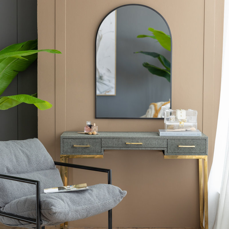Miroir arqué noir avec cadre en métal