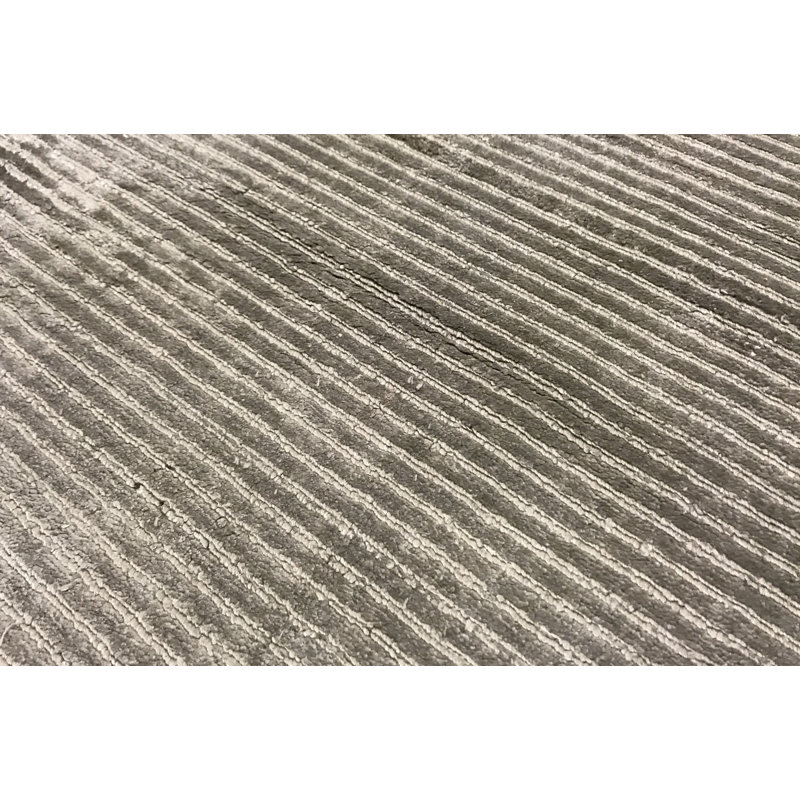 Tapis brun de haute qualité noué à la main