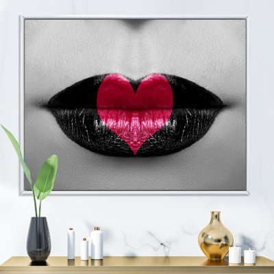 Cœur rouge avec des lèvres noires et blanches - Peinture sur toile