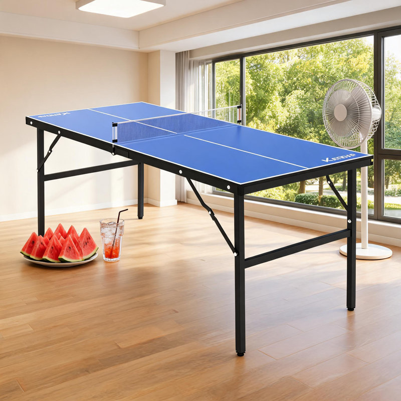 Table de ping-pong portable, jeu de tennis de table de 5 pi x 2 pi, table de ping-pong intérieure / extérieure pliable avec filet - Comprend 2 raquettes et 3 balles pour adultes et adolescents.