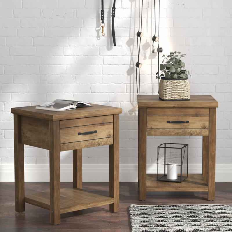 Ametria 18.5'' W Nightstand, Knotty Oak