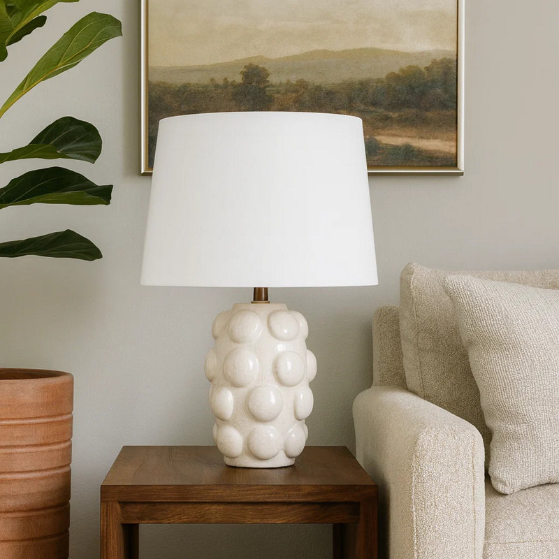Lampe de table d'appoint Lizy, abat-jour en lin blanc, base en céramique bullée 20 po
