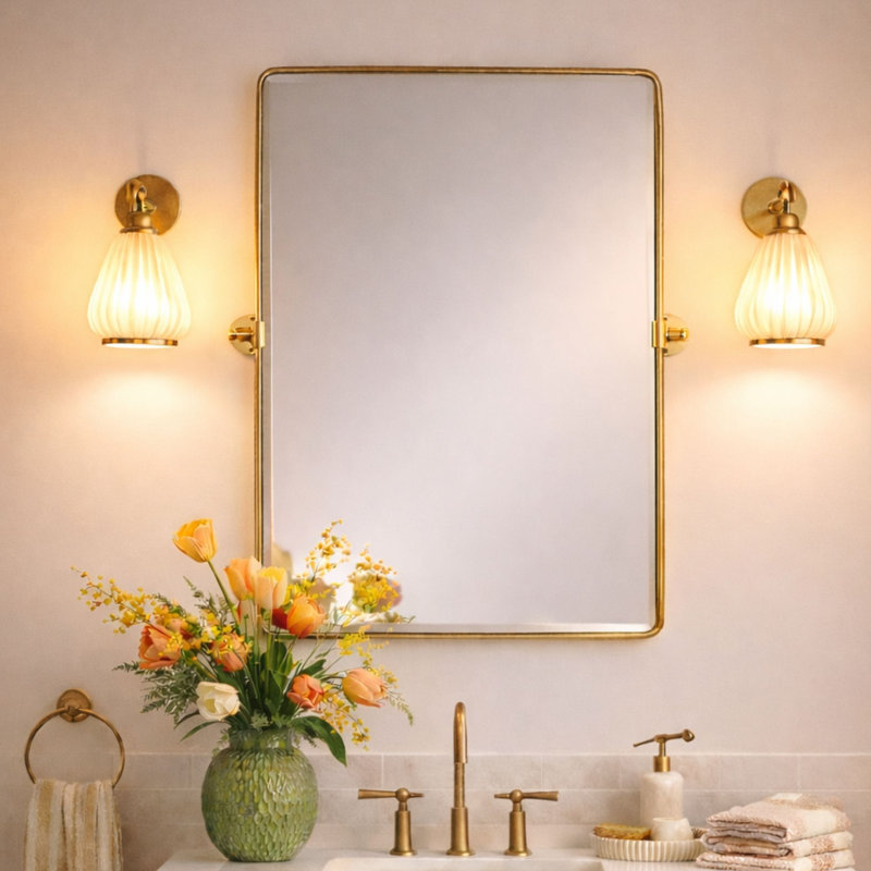 Miroir mural de salle de bain Woodvale, Or brossé, 35 po x 23 po