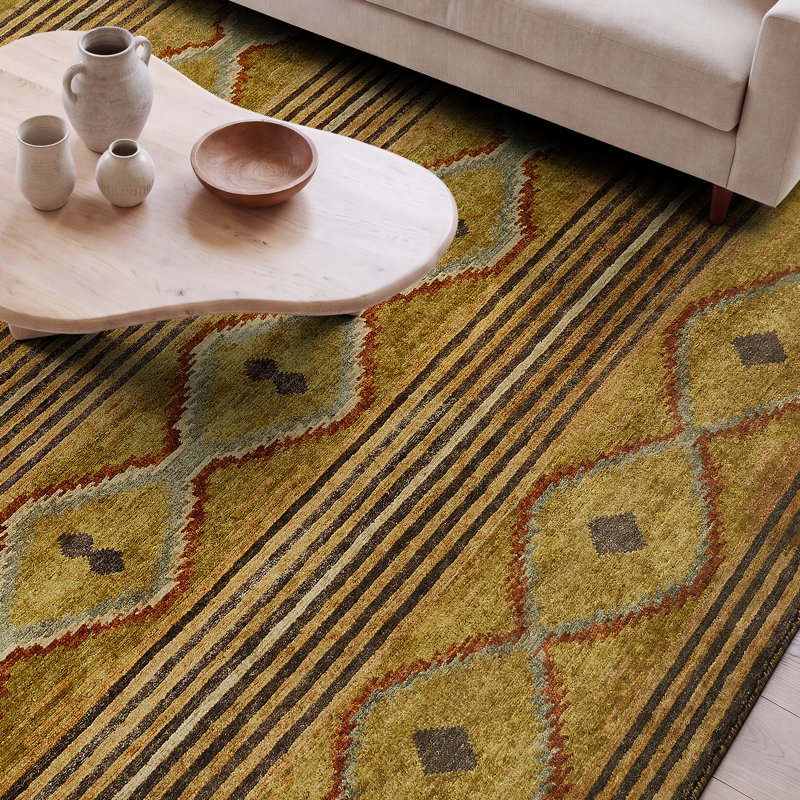Graviett Wool Southwestern Area Rug in Beige, Rectangle 6' x 9'