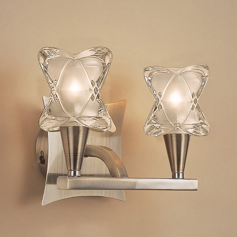 Norfolk Armed Sconce, Brass