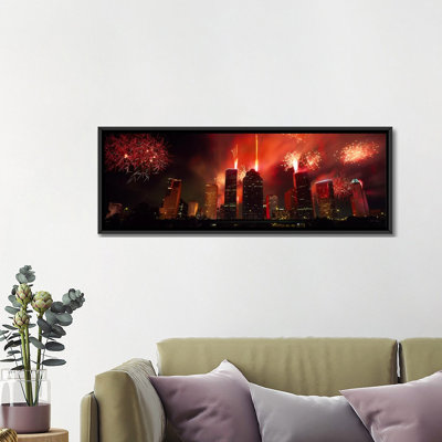 «Fireworks over Buildings in a City Houston, Texas», reproduction de photo sur toile