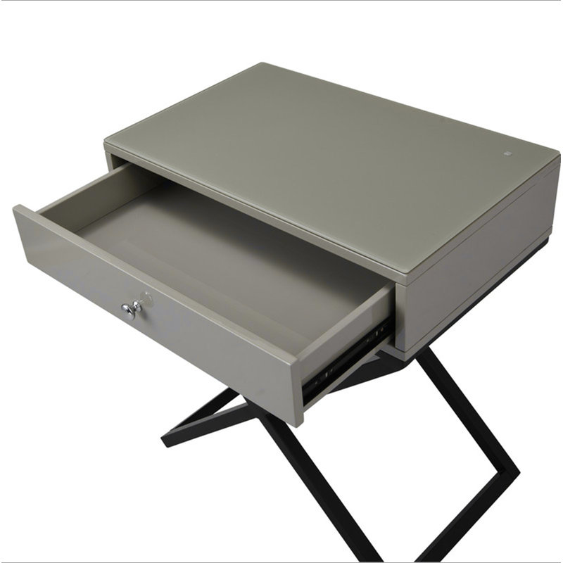 Table de chevet 23 po Taupe, Taupe