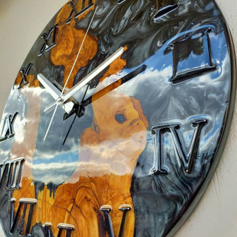 Horloge murale en bois, H 10 po x l 10 po x P 2 po