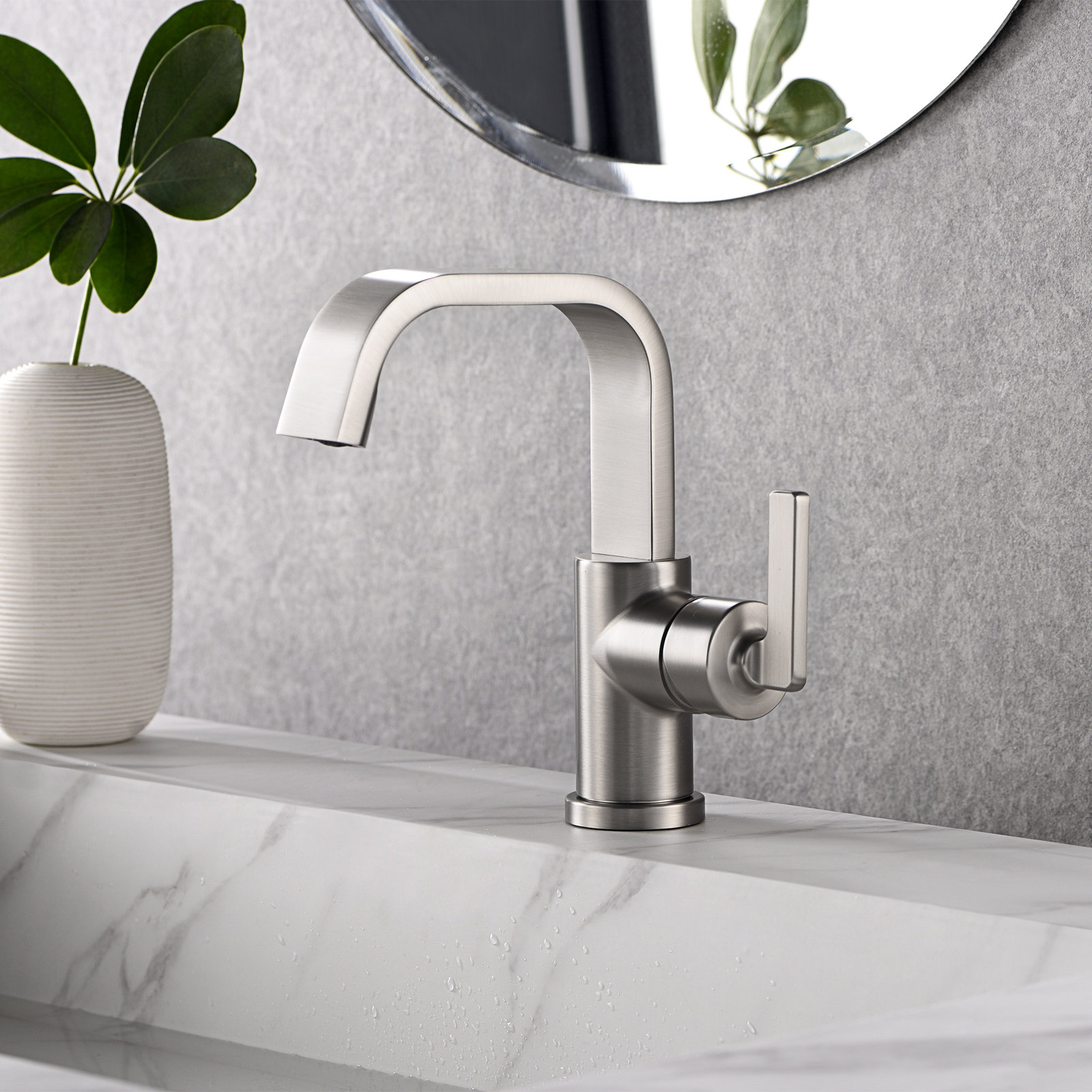 Single Hole Bathroom Faucet with Drain Assembly, Brushed Nickel