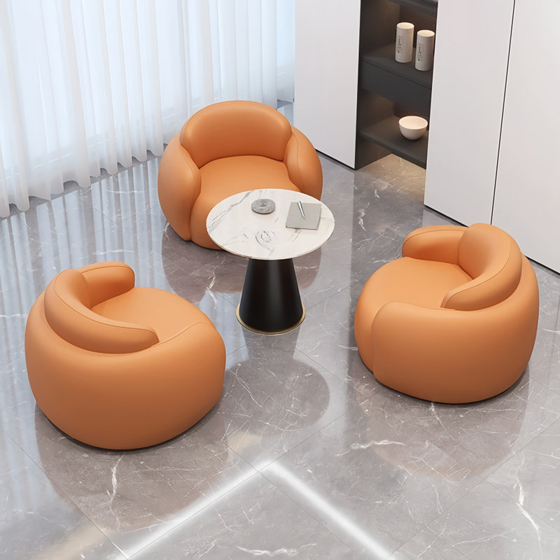 Amariyanna, Orange