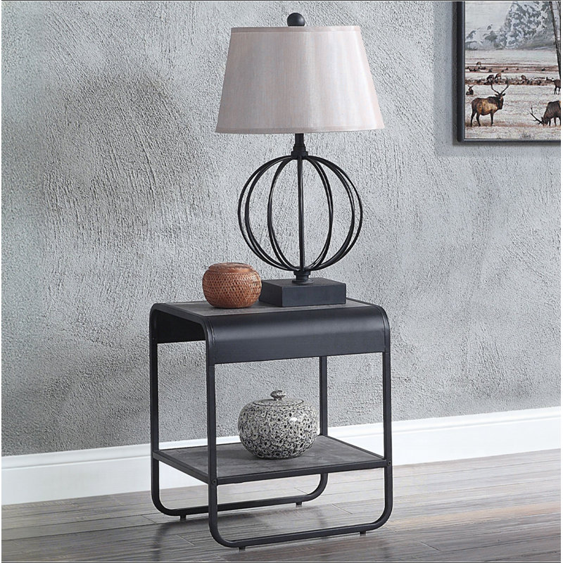 Table de bout au design moderne et épuré avec tablette en métal et meubles de salon en béton 1pc, H 21 po x l 18 po x P 16 po