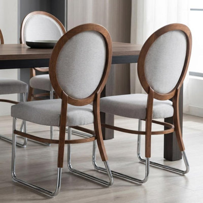 Ensemble de deux chaises d'appoint de salle à manger rembourrées King Louis en tissu gris et brun