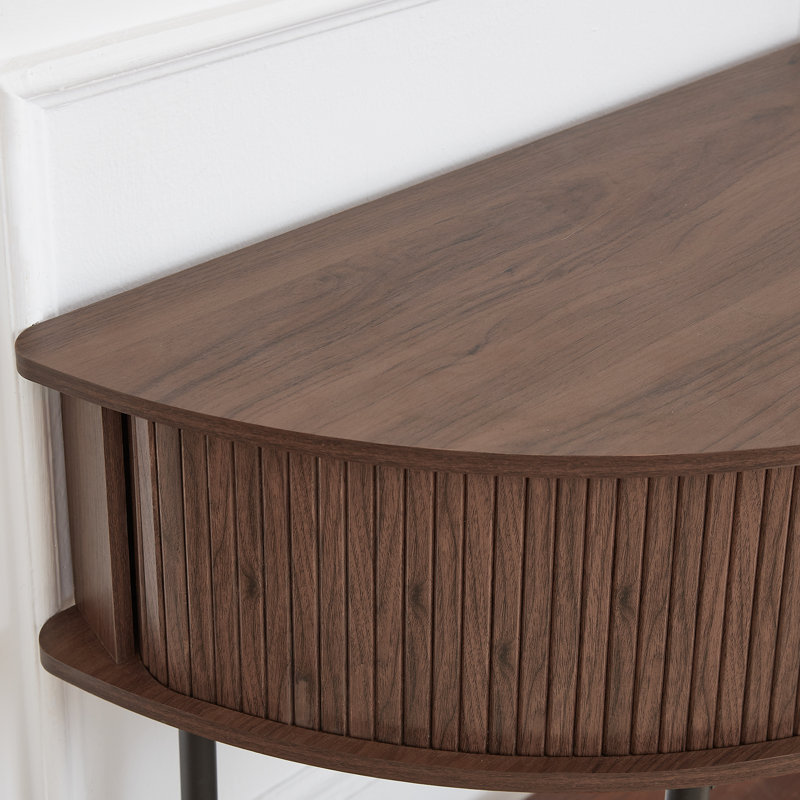 Console 46,4 "avec demi-lune Farmhouse et portes coulissantes cannelées, Noyer