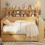 Lit de jour double en bois avec tablettes de rangement, lit multifonctionnel avec deux tiroirs de rangement et bureau d'étude-553096994