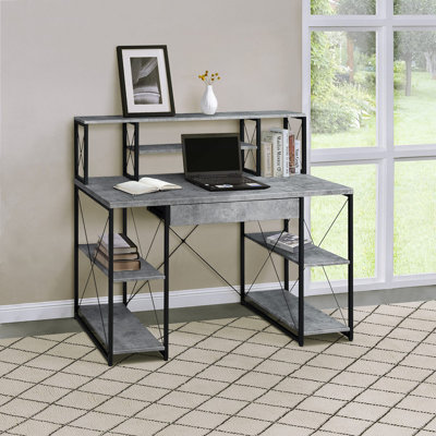 Bureau avec tablettes ouvertes et huche