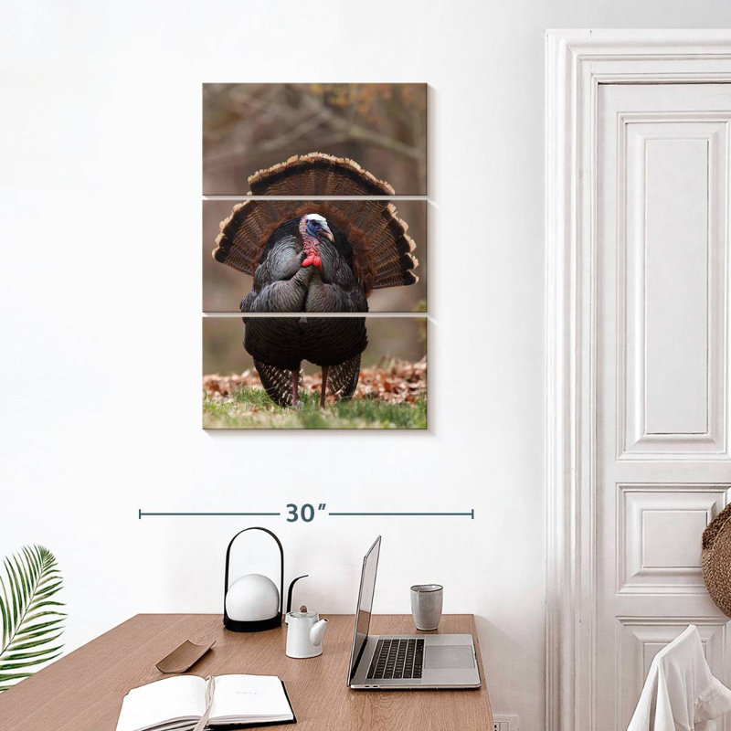 Brampt Strutting Tom Turkey, 32" H x 20" W