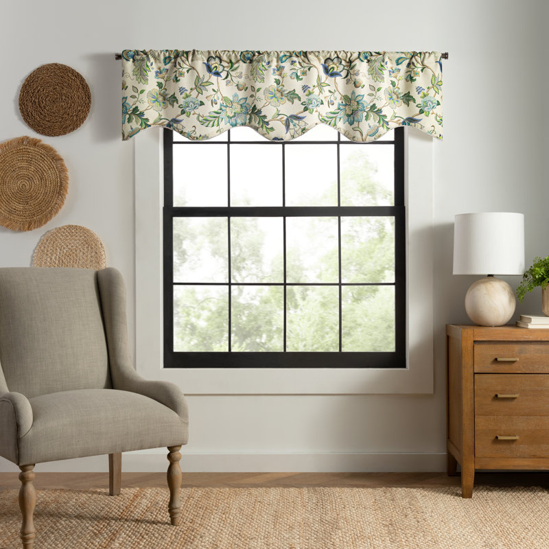 Jorma Floral Scalloped Window Valance, Blue