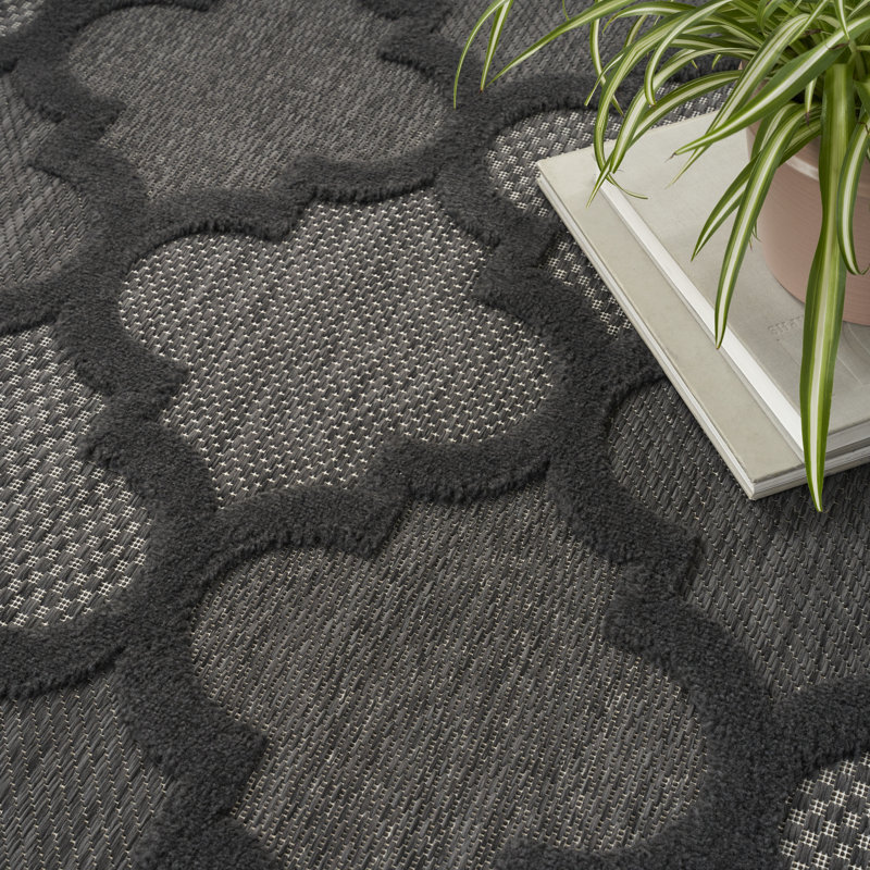 Adianey Red Barrel Studio Easy Care Trellis Charcoal/Black Indoor/Outdoor Area Rug, Rectangle 7' x 10'