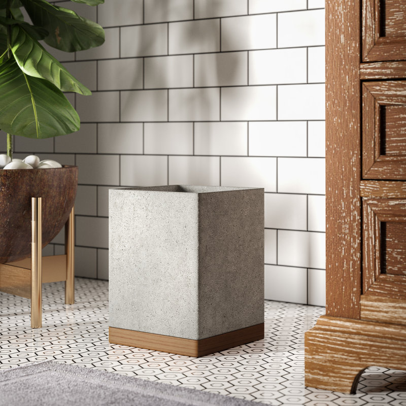 Wastebasket