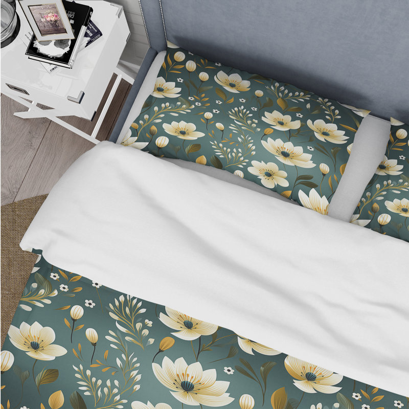 Green And White Allure Daffodil Pattern Box Stitch Floral Duvet Cover, Twin Duvet Cover + 1 Standard Sham