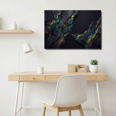 Art sur toile pierre foncée craquelée avec veines vertes et dorées
