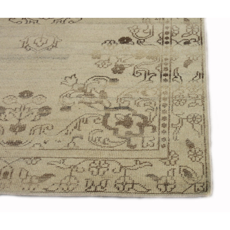 Tapis Tabriz vieilli 6 po x 10 po