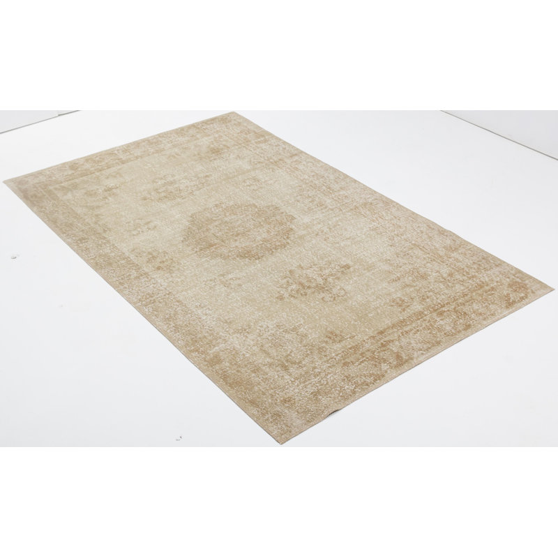 Luxor Oriental Indoor Rug