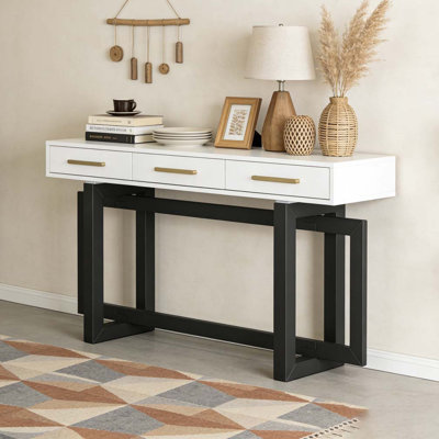 Console élégante avec trois tiroirs