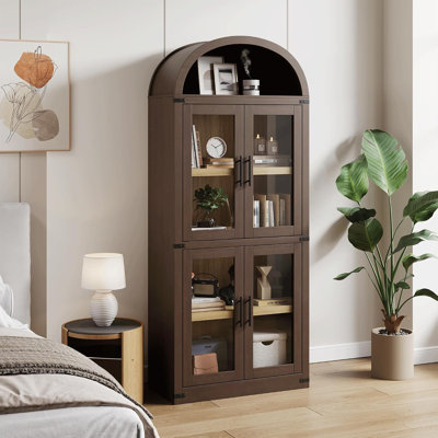 Bibliothèque arquée 71 po avec 4 portes en verre, armoire de rangement à 5 niveaux pour le salon, rouge brunâtre